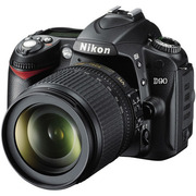 Продам Nikon D90 kit (18-105mm)
