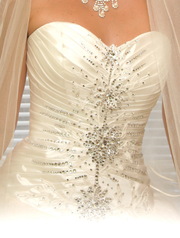 Шикарное свадебное платье для стильной невесты