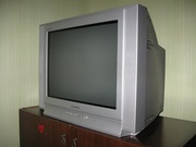 Продам телевизор SAMSUNG PLANO CS21K5Q