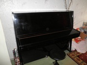 Продам пианино  Украина 