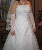  Нежное свадебное платье р-р 46-48 1500грн.