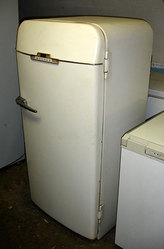 Куплю старые Холодильники.