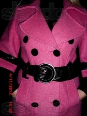 Продается модное розовое пальто