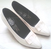 Туфли женские кожаные,  размер 36,  новые,  производство Италия,  белые