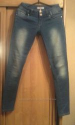 Продам красивые женские джинсы Gloria Jeans